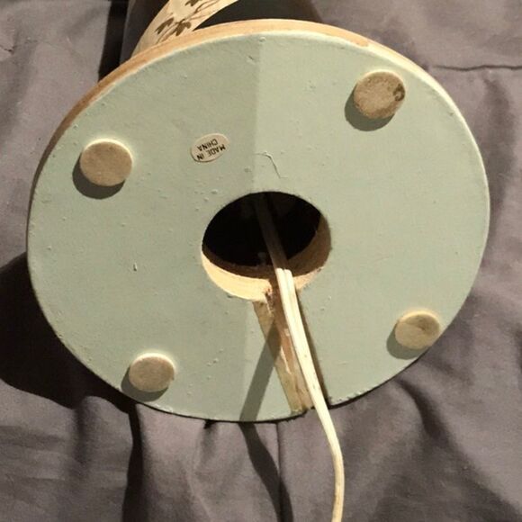 Lighthouse Nightlight  - Picture 5 of 8